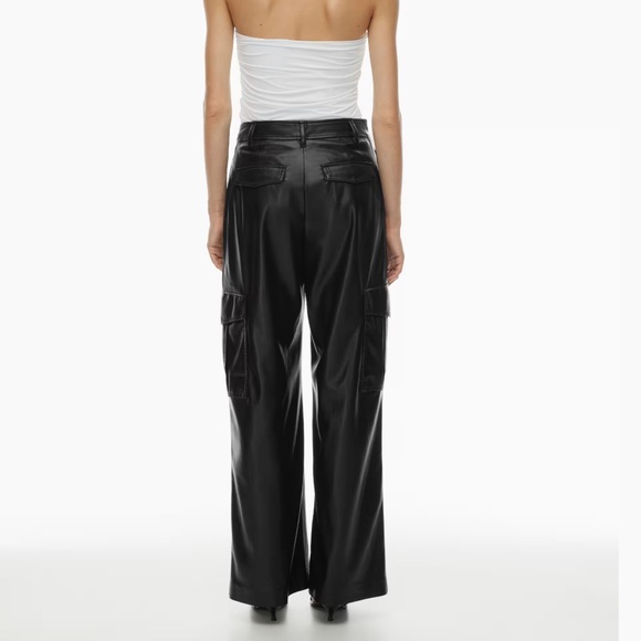 NWOT Aritzia - Wilfred Black premium faux leather New Bridger Cargo Pants - Picture 6 of 12